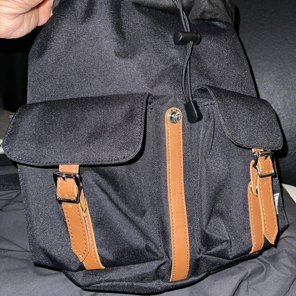 Herschel Supply Company Dawson 13 L Black and Tan Mini Backpack NWOT main image 10